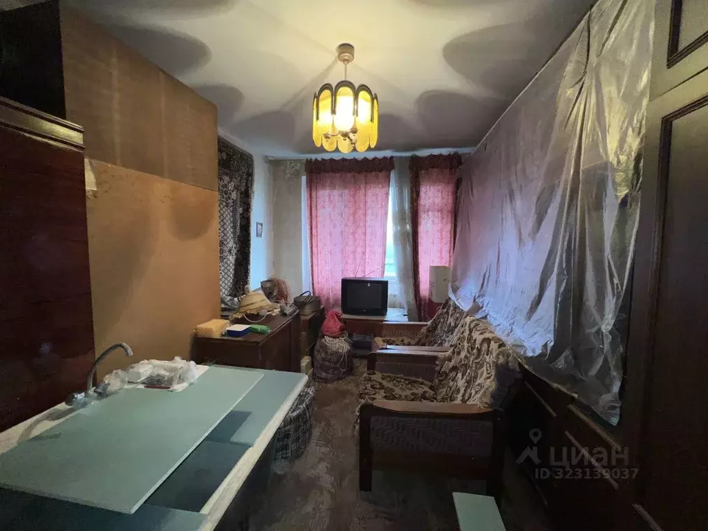 2-к кв. Псковская область, Псков ул. Кузбасской Дивизии, 42 (47.0 м) - Фото 1