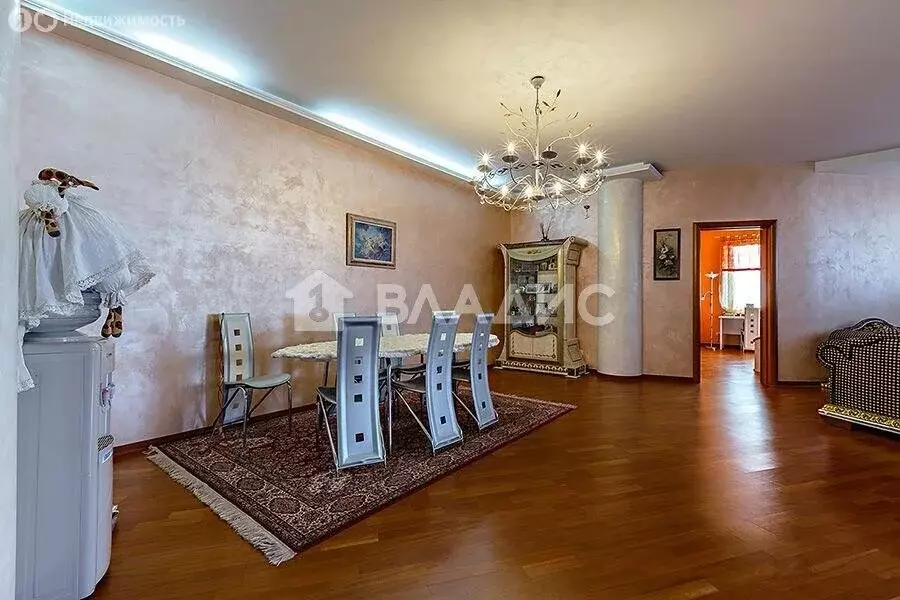 Квартира-студия: Москва, Можайское шоссе, 2 (232 м) - Фото 0
