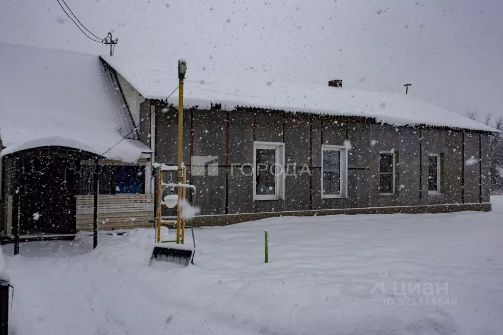 Дом в Кемеровская область, Новокузнецкий муниципальный округ, с. ... - Фото 1