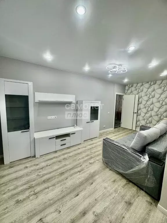 2-к кв. Волгоградская область, Волгоград ул. 64-й Армии, 46Б (53.2 м) - Фото 1