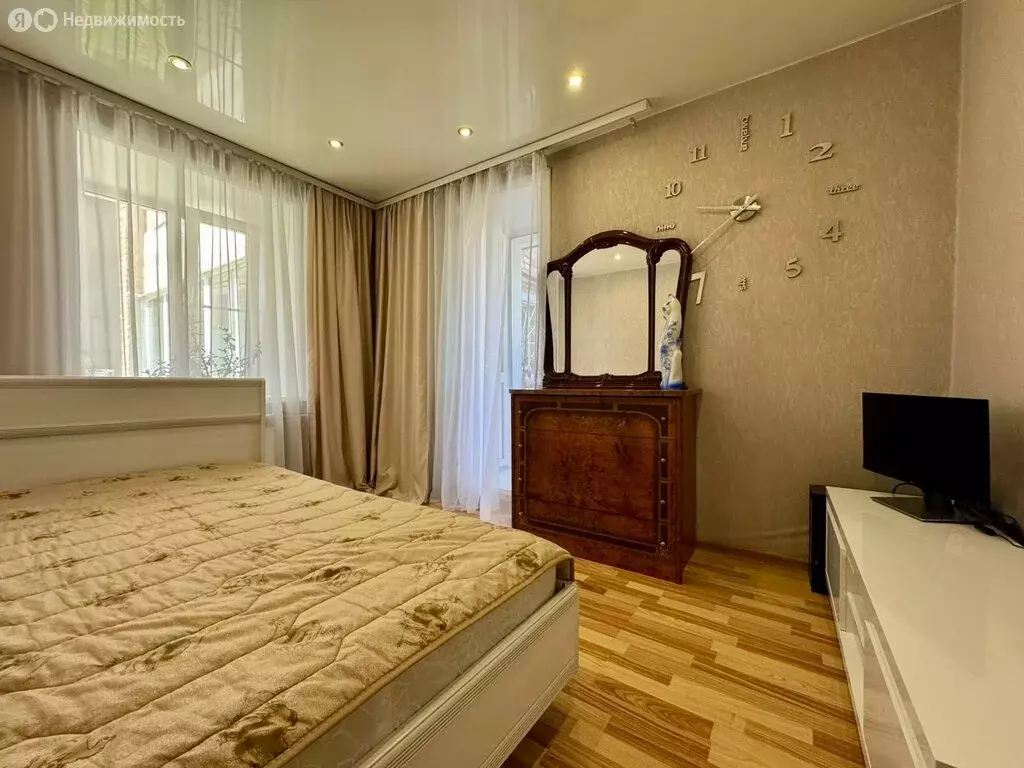 3-комнатная квартира: Иркутск, улица Тельмана, 7 (73.9 м) - Фото 1