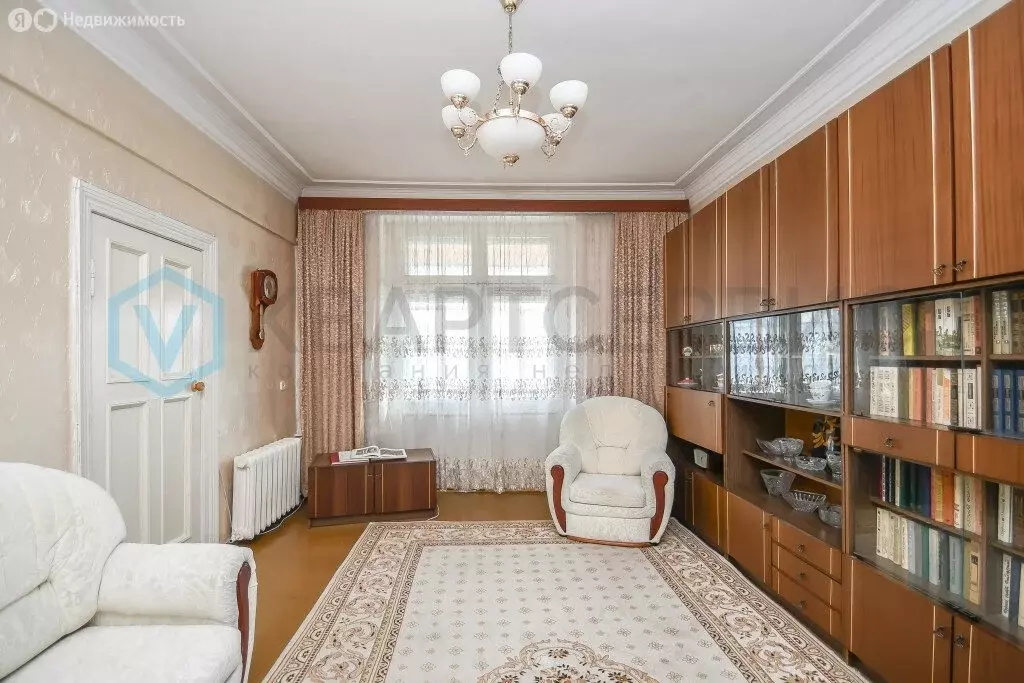 3-комнатная квартира: Омск, проспект Карла Маркса, 10 (70.7 м) - Фото 1