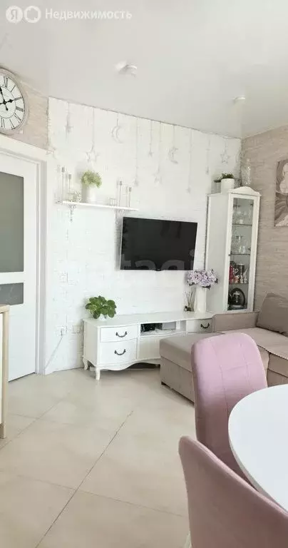 3-комнатная квартира: Тюмень, микрорайон Войновка, улица ... - Фото 1
