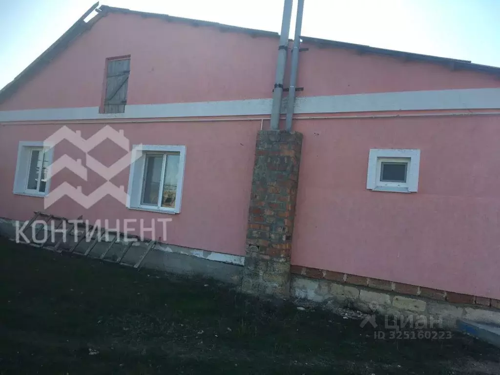 Дом в Крым, Сакский район, Веселовское с/пос, с. Наташино  (90 м) - Фото 1
