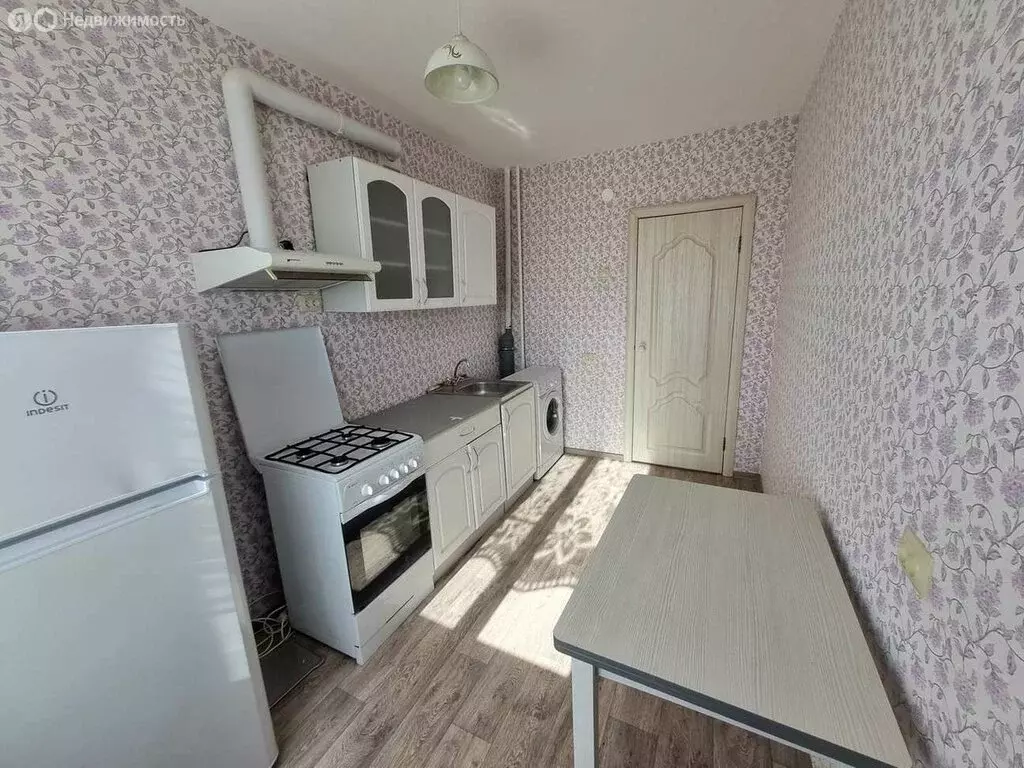 2-комнатная квартира: Старая Русса, Гостинодворская улица, 27 (50.6 м) - Фото 1