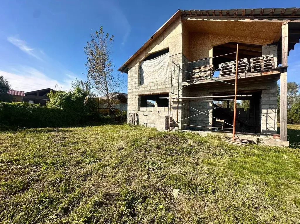 Дом в Алтай, Майминский район, с. Подгорное Набережная ул. (120 м) - Фото 1