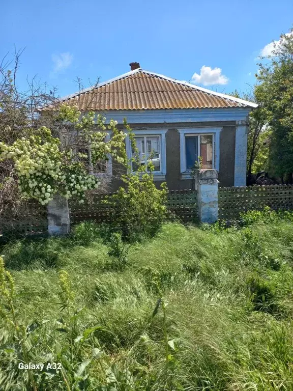 Дом в Крым, Ленинский район, с. Октябрьское ул. Садовая (76 м) - Фото 0