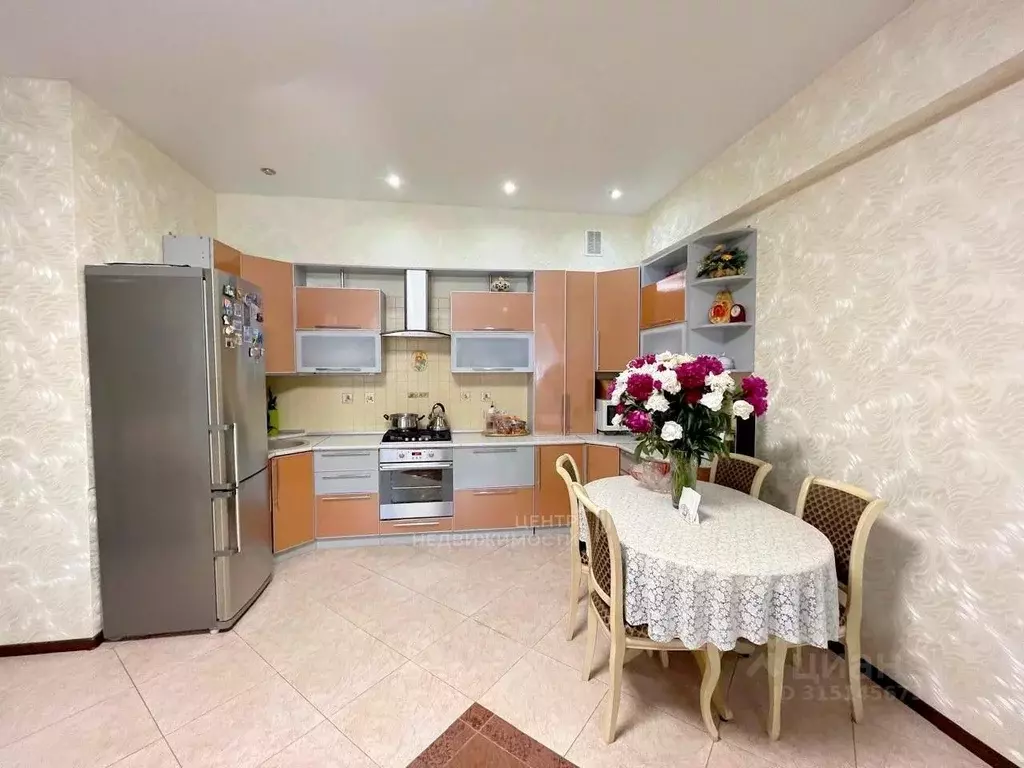 Таунхаус в Татарстан, Казань ул. Алтан, 70 (128 м) - Фото 1