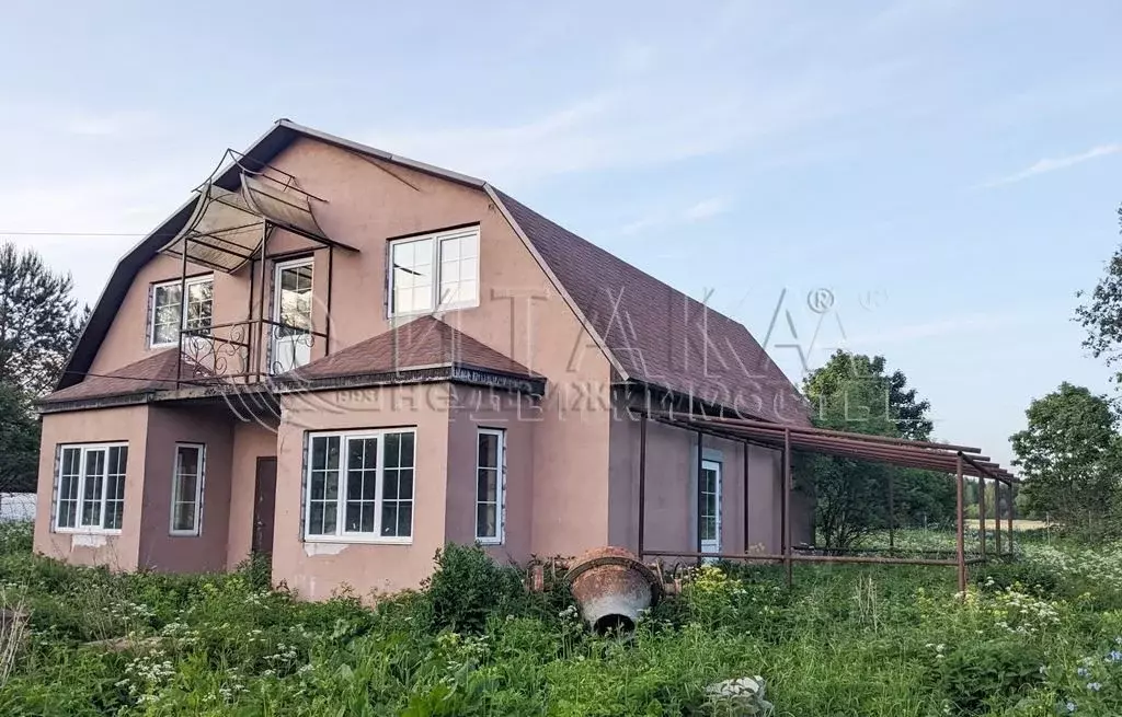 Дом в Ленинградская область, Кингисеппский район, Котельское с/пос, д. ... - Фото 1