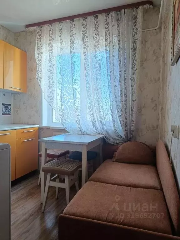 2-к кв. Удмуртия, Ижевск ул. Труда, 34 (48.0 м) - Фото 1