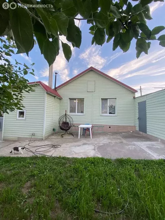 Дом в Старый Оскол, улица Дзержинского, 38 (75 м) - Фото 1