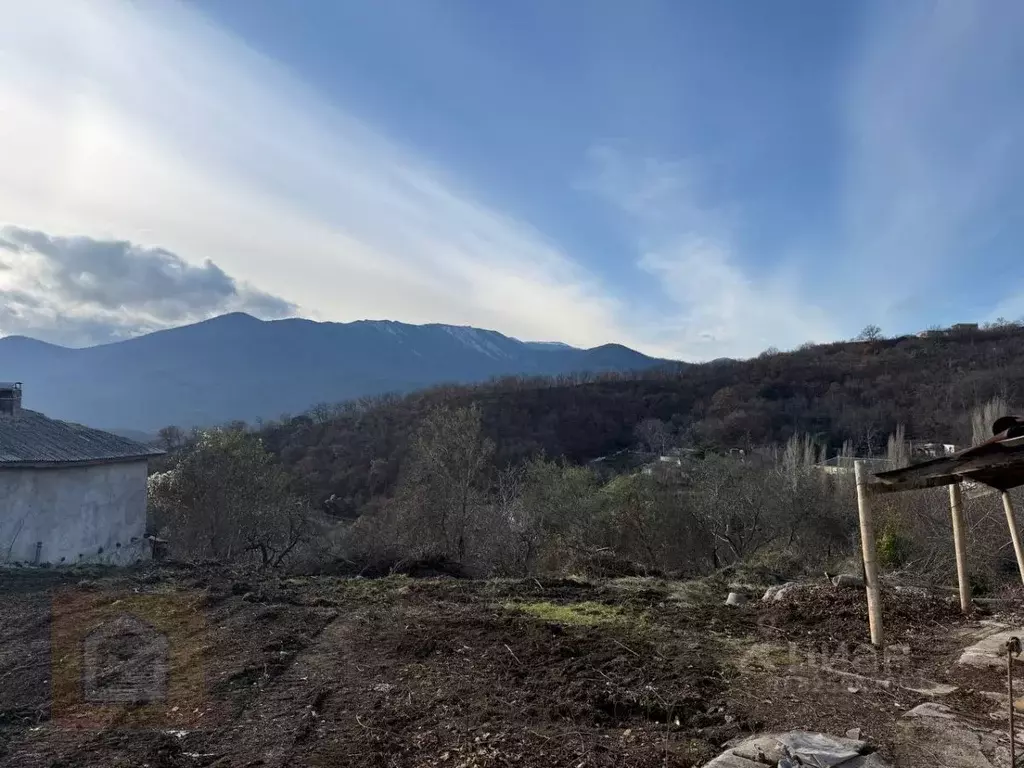 Участок в Крым, Алушта муниципальный округ, с. Изобильное ул. Школьная ... - Фото 2