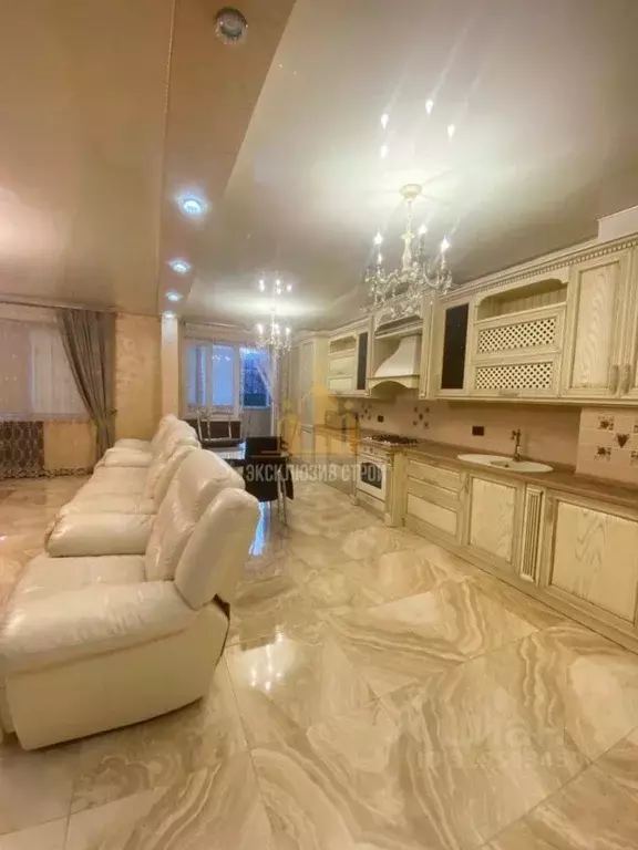 2-к кв. Ставропольский край, Ессентуки Октябрьская пл., 31А (82.0 м) - Фото 1