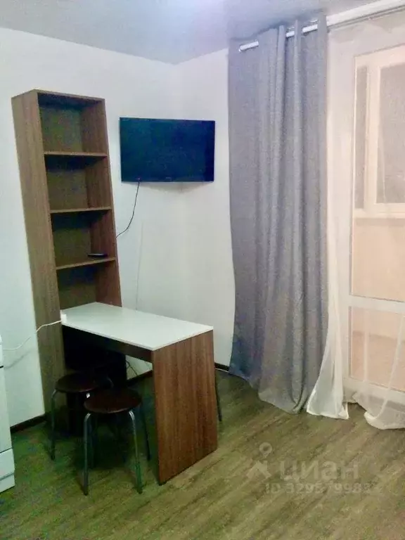 Студия Тюменская область, Тюмень ул. Фармана Салманова, 8 (23.0 м) - Фото 2