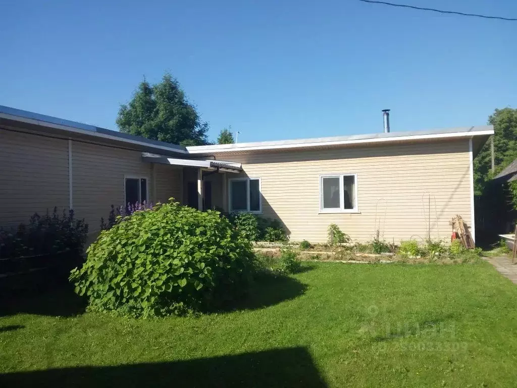 Дом в Псковская область, Печорский муниципальный округ, д. Изборск ул. ... - Фото 1