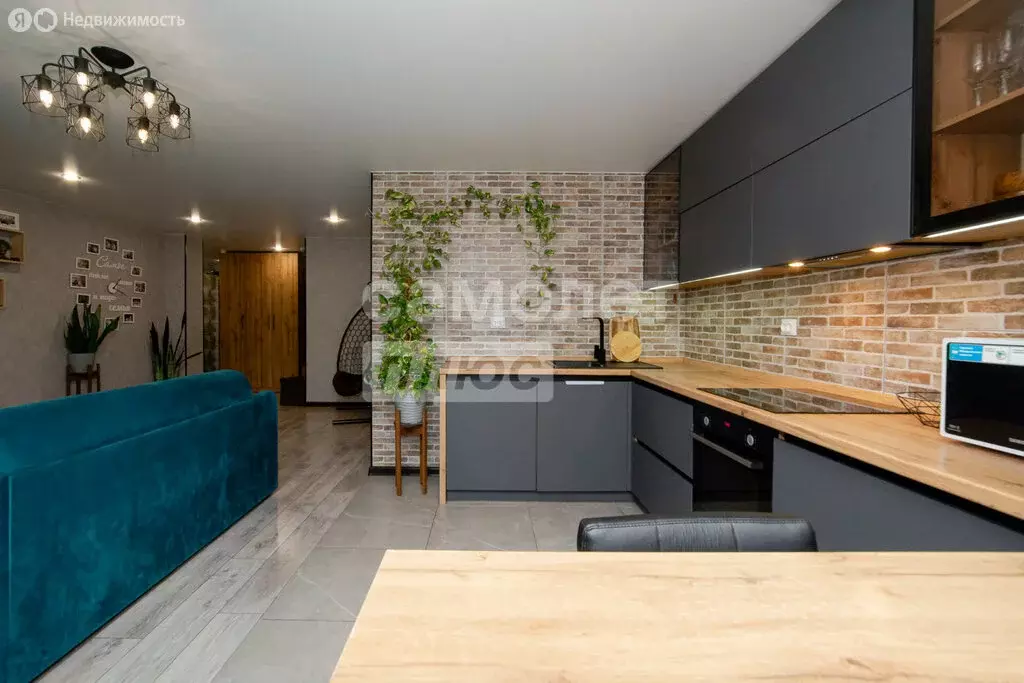 3-комнатная квартира: Липецк, улица И.В. Свиридова, 14 (81.5 м) - Фото 2