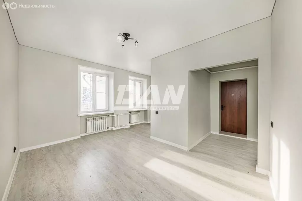 2-комнатная квартира: Челябинск, улица Сталеваров, 15 (49.3 м) - Фото 2