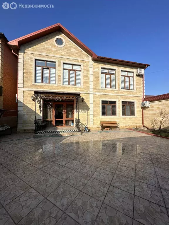 Дом в Махачкала, улица Попова (180 м) - Фото 1