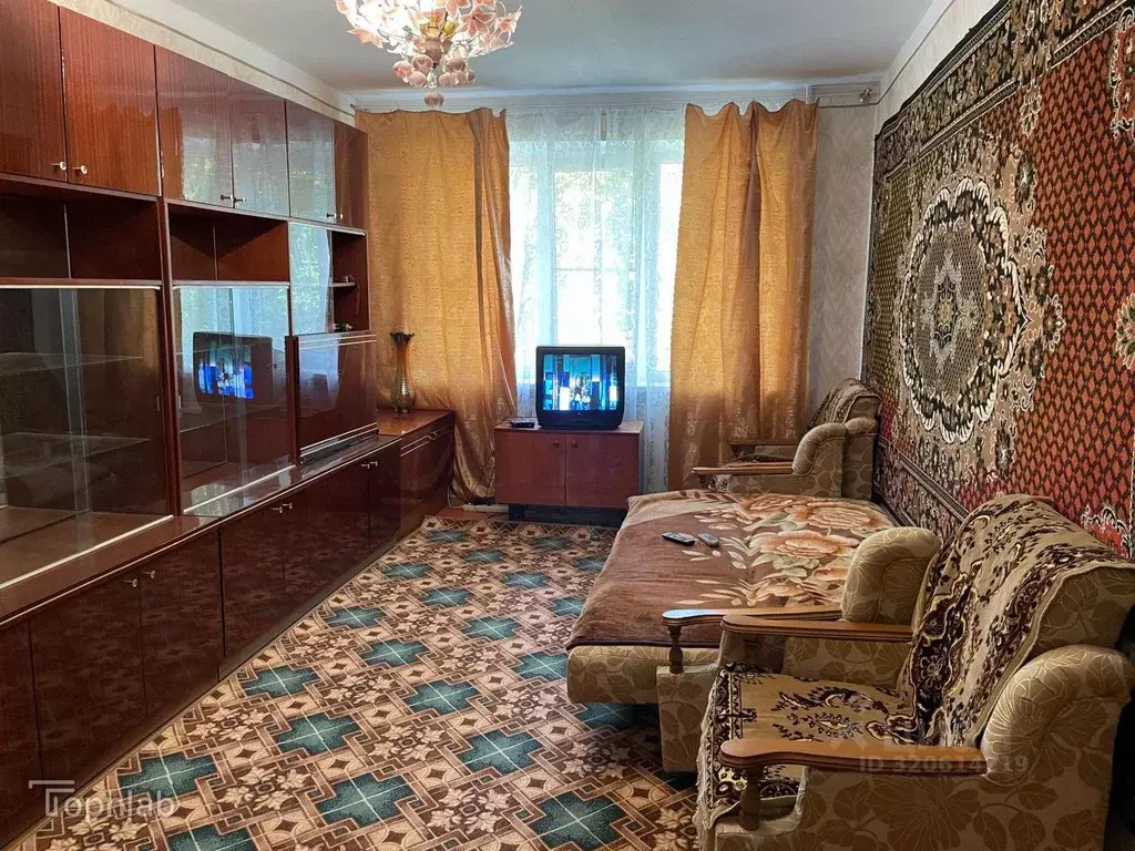 3-к кв. Адыгея, Тахтамукайский район, Энем пгт ул. Фрунзе, 4 (61.3 м) - Фото 1