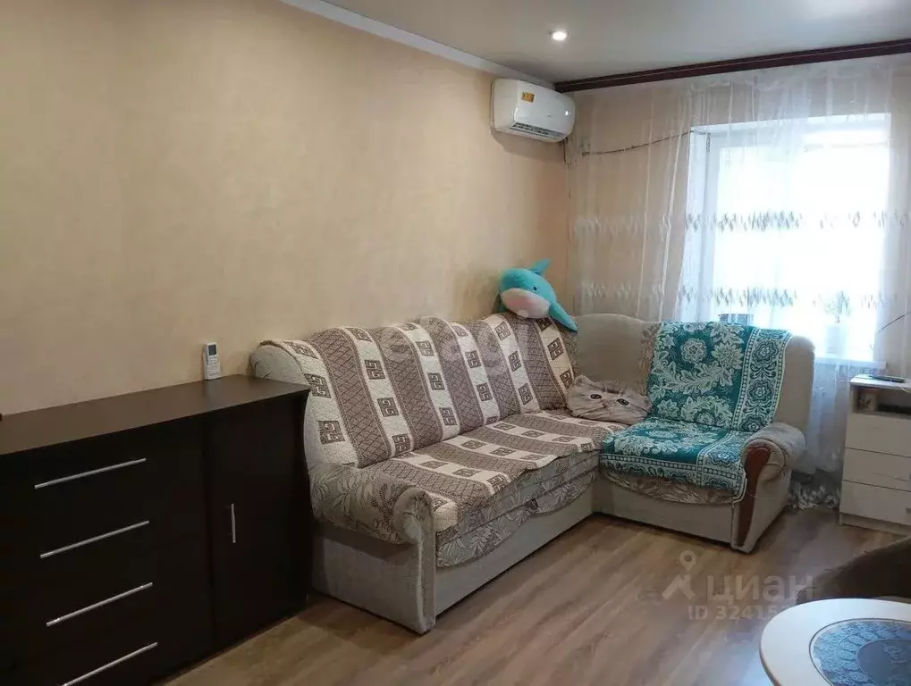 3-к кв. Крым, Кировский район, с. Синицыно ул. Гоголя, 34 (41.7 м) - Фото 1