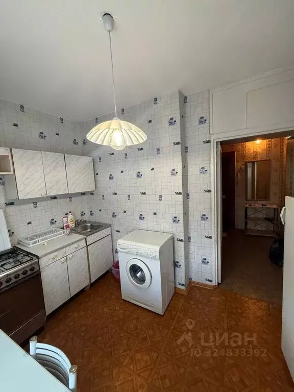 1-к кв. Омская область, Омск просп. Космический, 97В (36.0 м) - Фото 2