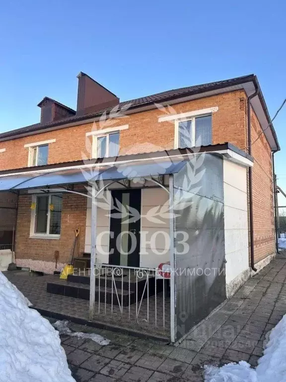 Таунхаус в Калужская область, Бабынинский район, Муромцево с/пос, с. ... - Фото 2