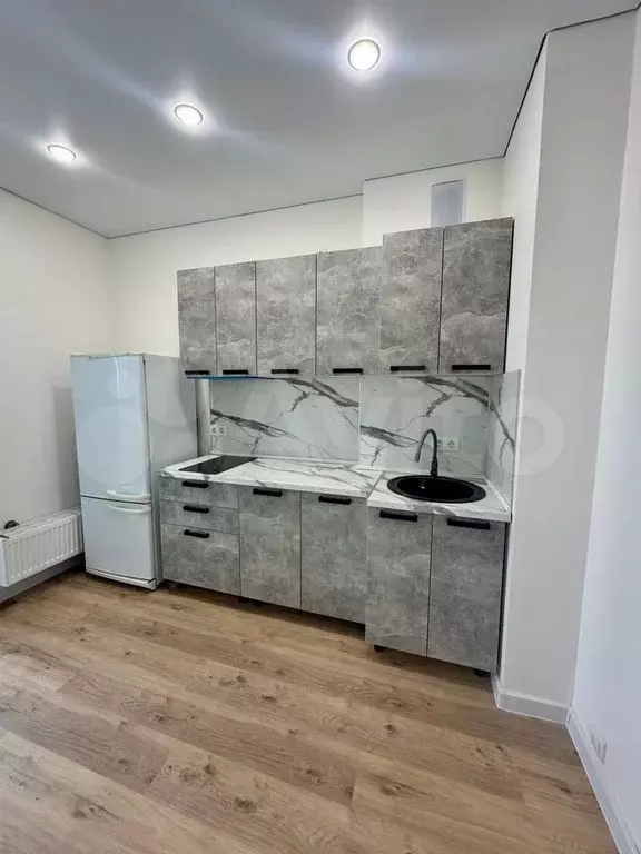 1-к. квартира, 36 м, 8/10 эт. - Фото 1