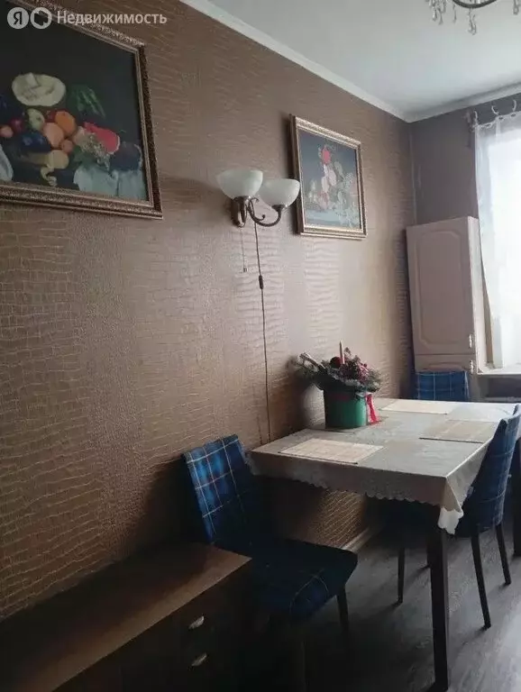 3-комнатная квартира: посёлок Управленческий, улица имени академика ... - Фото 2