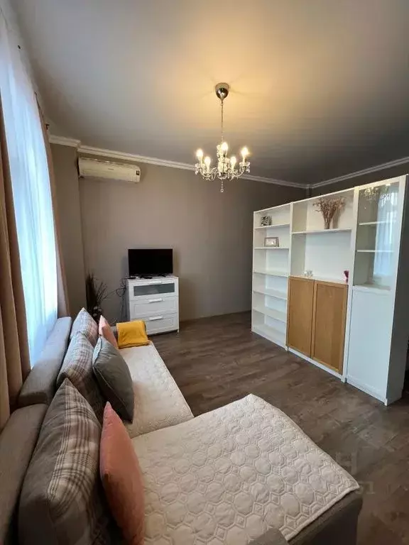 Студия Ростовская область, Ростов-на-Дону пл. Гагарина, 6/87 (47.0 м) - Фото 1