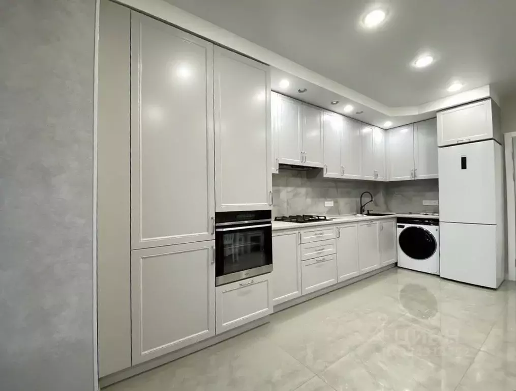 2-к кв. Северная Осетия, Владикавказ ул. Билара Кабалоева, 12А (79.0 ... - Фото 1