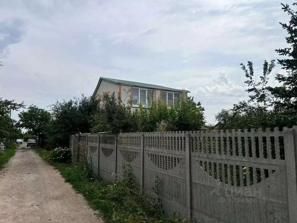 Дом в Саратовская область, Энгельсский район, Красноярское ... - Фото 2