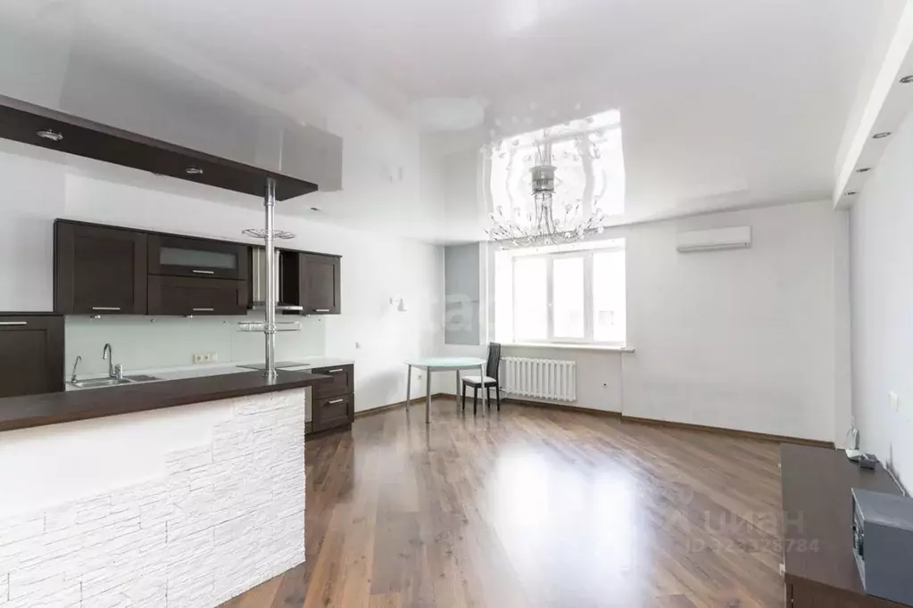 3-к кв. Тюменская область, Тюмень ул. 30 лет Победы, 146к1 (112.0 м) - Фото 1