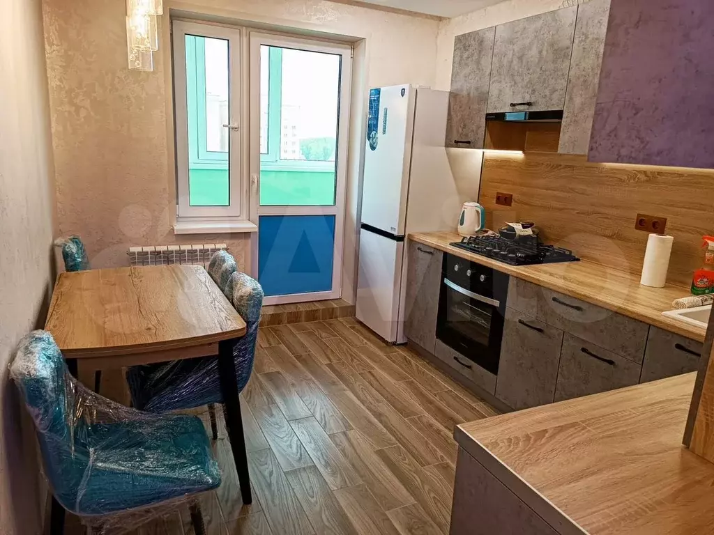 1-к. квартира, 44 м, 4/10 эт. - Фото 1