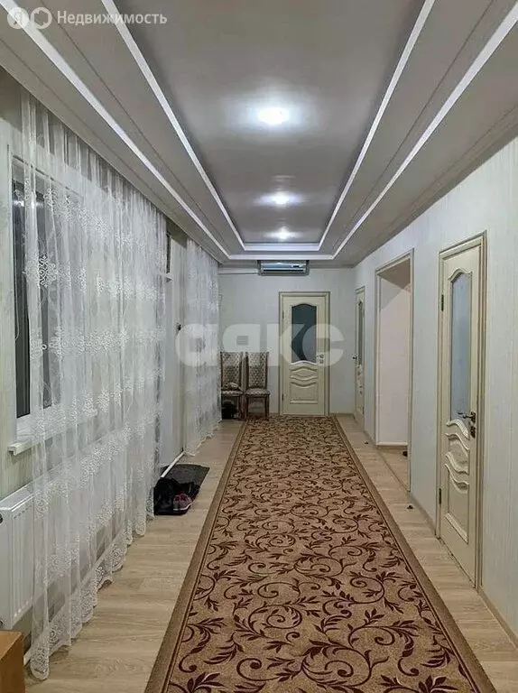 Дом в Батайск, Краснодарская улица (246.1 м) - Фото 1
