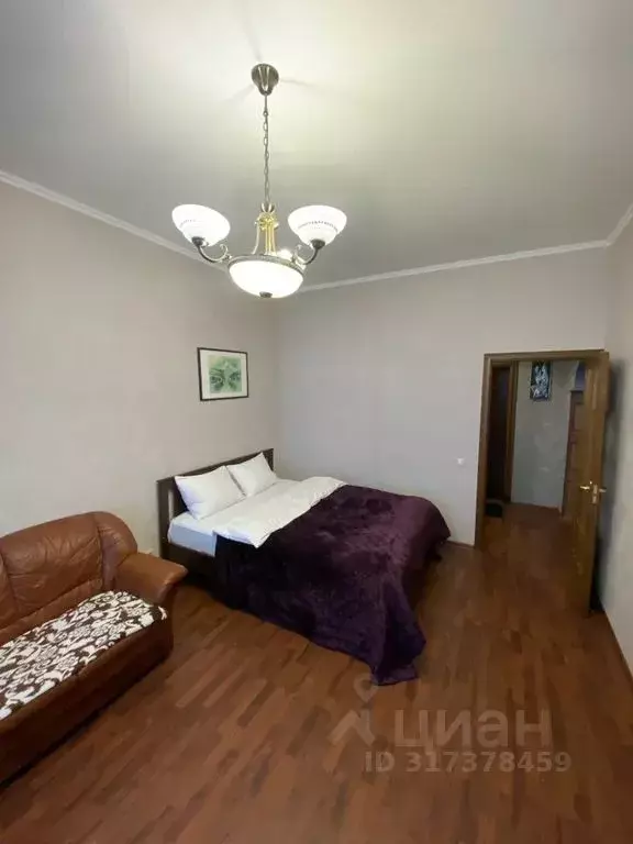 1-к кв. Ленинградская область, Гатчина ул. Рощинская, 1А (40.0 м) - Фото 0