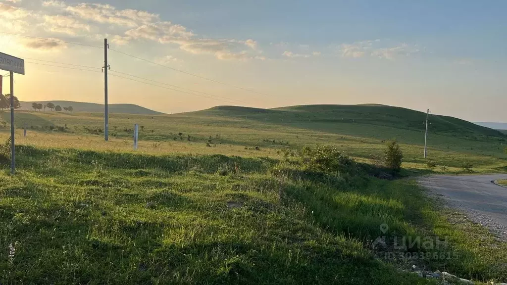 Участок в Ставропольский край, Предгорный муниципальный округ  (23.0 ... - Фото 1