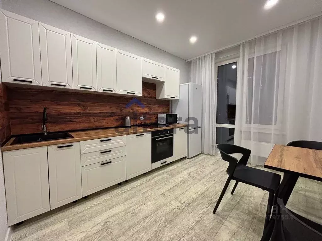 1-к кв. Татарстан, Казань ул. Родины, 26А (35.0 м) - Фото 2