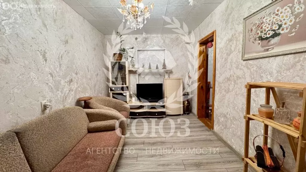 2к в 8-комнатной квартире (23 м) - Фото 2