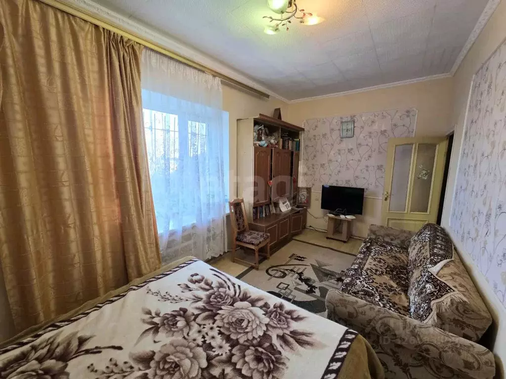 3-к кв. Крым, Сакский район, Новофедоровка пгт ул. Лобозова (72.0 м) - Фото 1