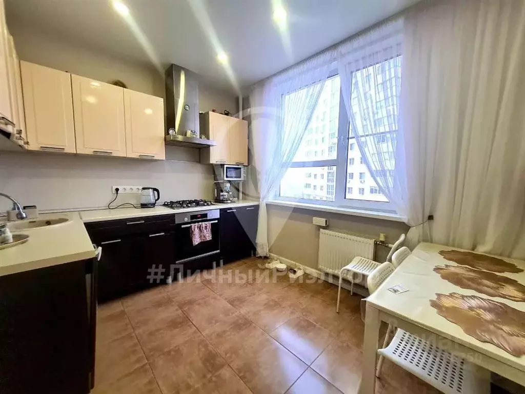 3-к кв. Рязанская область, Рязань ул. Шевченко, 82к2 (62.8 м) - Фото 2