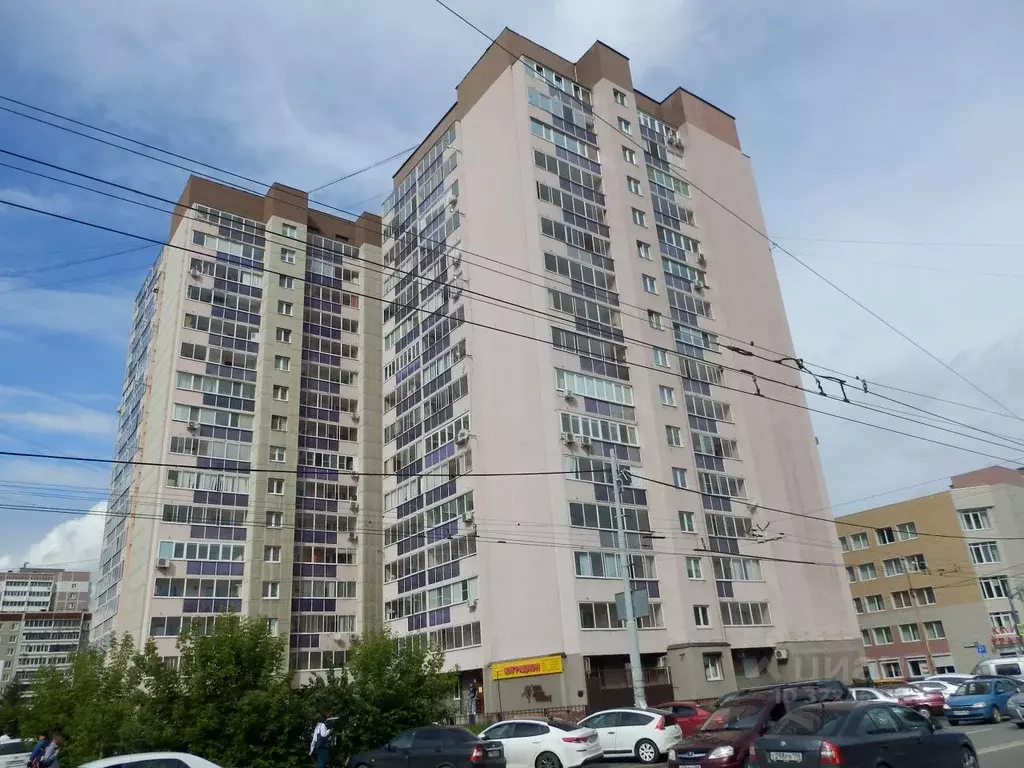 2-к кв. Свердловская область, Екатеринбург ул. Чекистов, 5 (68.1 м) - Фото 1