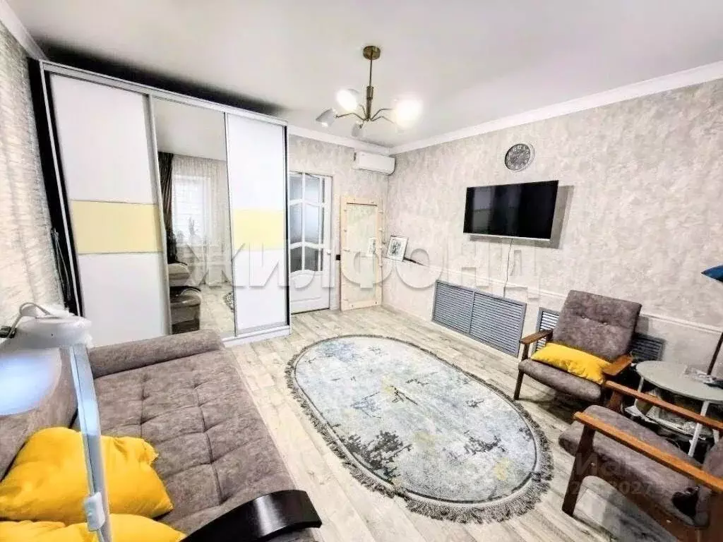 Дом в Ставропольский край, Георгиевск ул. Гагарина (50 м) - Фото 2