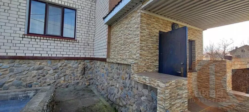Дом в Крым, Армянск ул. Воинов-Интернационалистов, 24 (374 м) - Фото 2