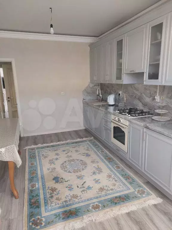 2-к. квартира, 75 м, 4/10 эт. - Фото 0