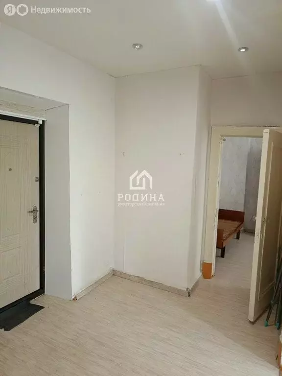 2-комнатная квартира: Комсомольск-на-Амуре, улица Орджоникидзе, 9 ... - Фото 1