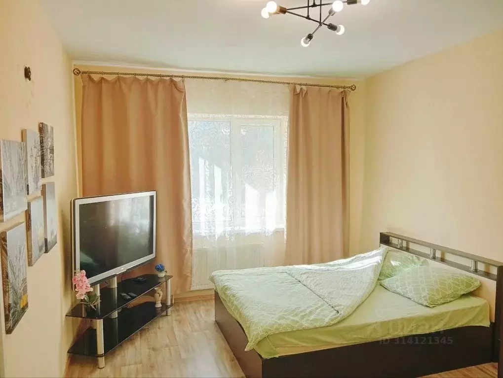 1-к кв. Свердловская область, Екатеринбург ул. Очеретина, 12 (37.0 м) - Фото 0