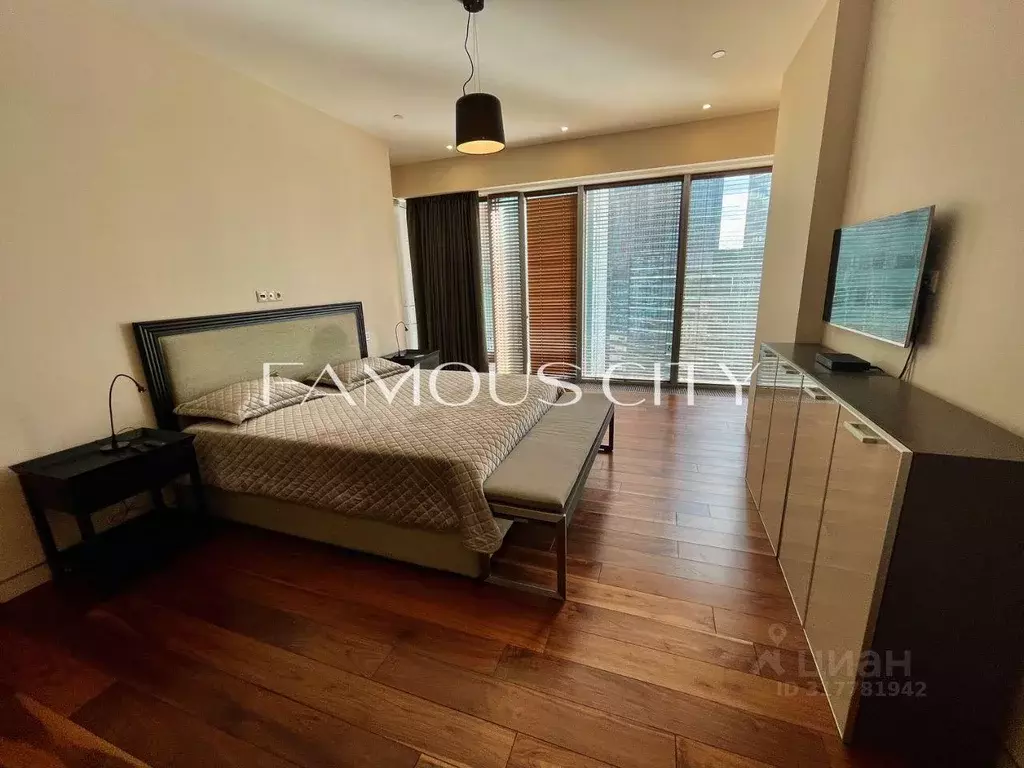 Квартира, 3 комнаты, 165 м - Фото 1