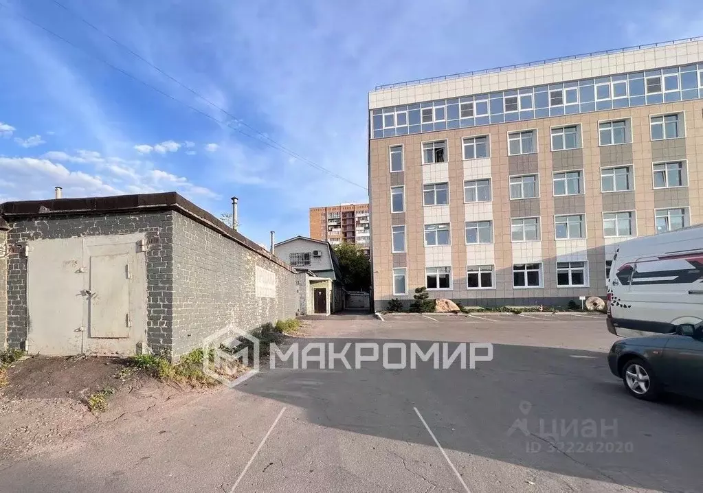 Помещение свободного назначения в Орловская область, Орел наб. ... - Фото 1