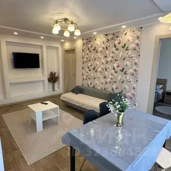 2-к кв. Омская область, Омск просп. Карла Маркса, 67 (42.0 м) - Фото 1