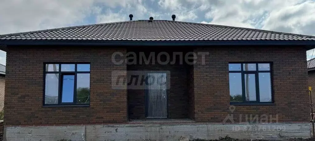 Дом в Оренбургская область, Оренбург Садовод СНТ, ул. Вишневая, 178 ... - Фото 1